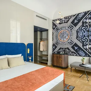 Moments 4* Budapest